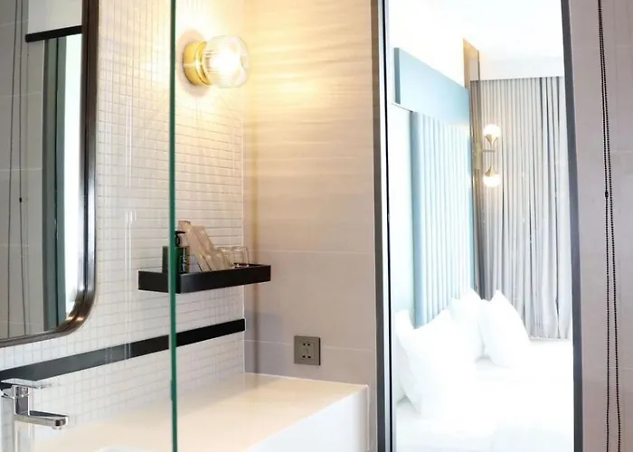 Hotel The Quarter Ratchayothin By Uhg Bangkok