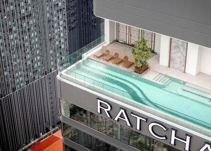 Hotel The Quarter Ratchayothin By Uhg Bangkok
