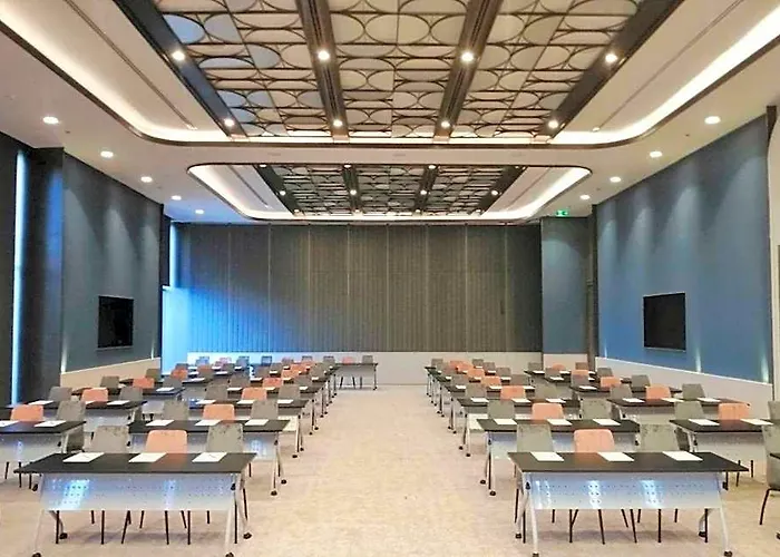 The Quarter Ratchayothin By Uhg- Walk To Major Ratchayothin & Ladprao Hotel 4*